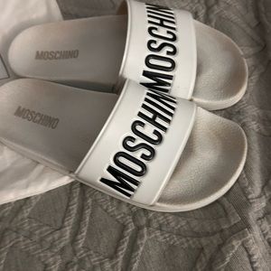 Moschino slides